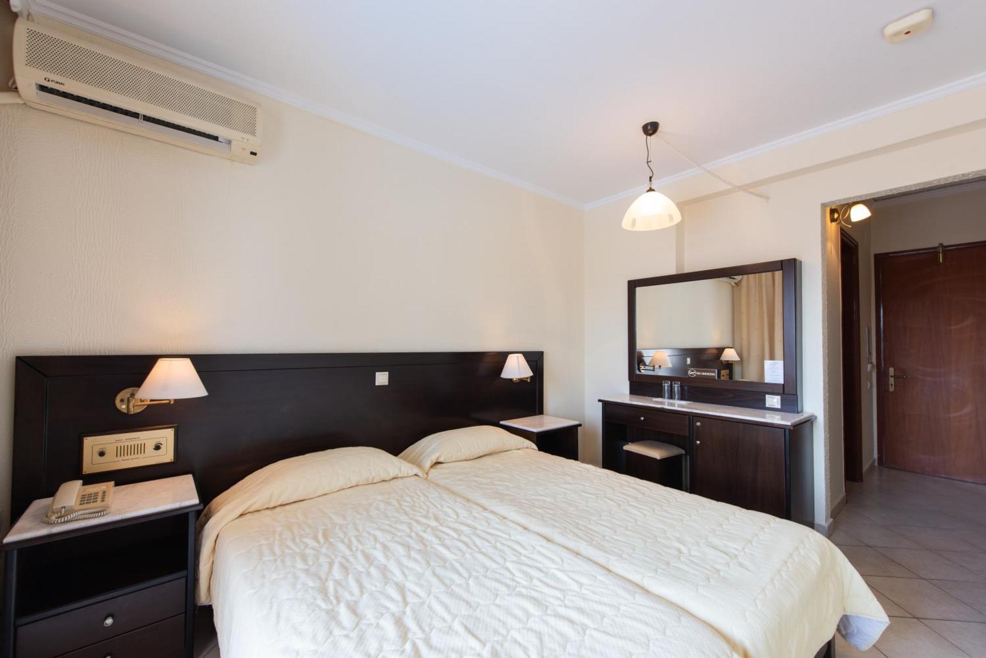 Aphrodite Beach Hotel Corfu Róda Eksteriør bilde