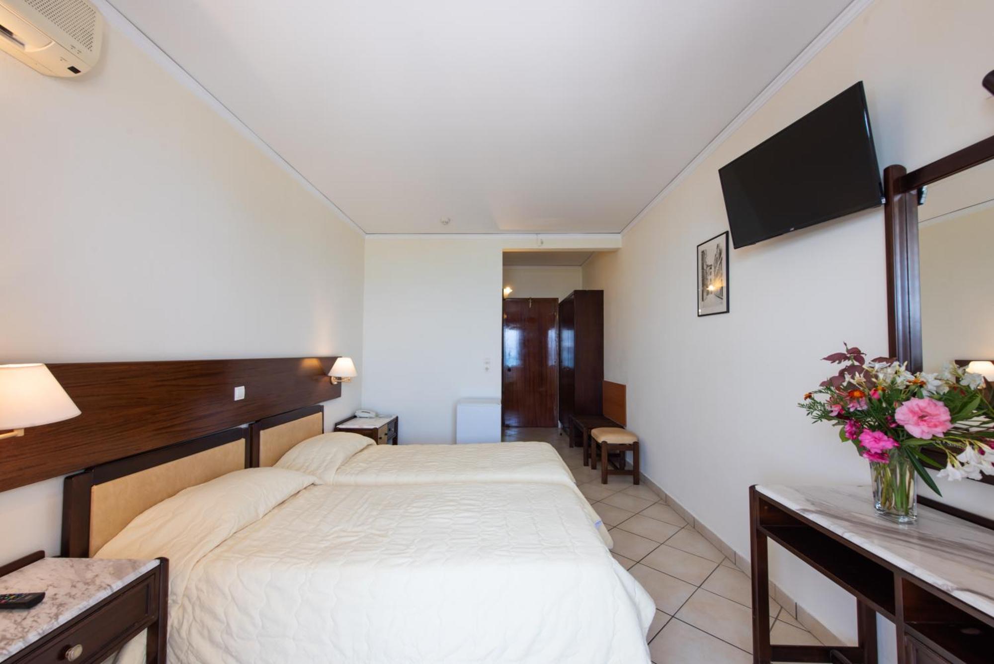 Aphrodite Beach Hotel Corfu Róda Eksteriør bilde